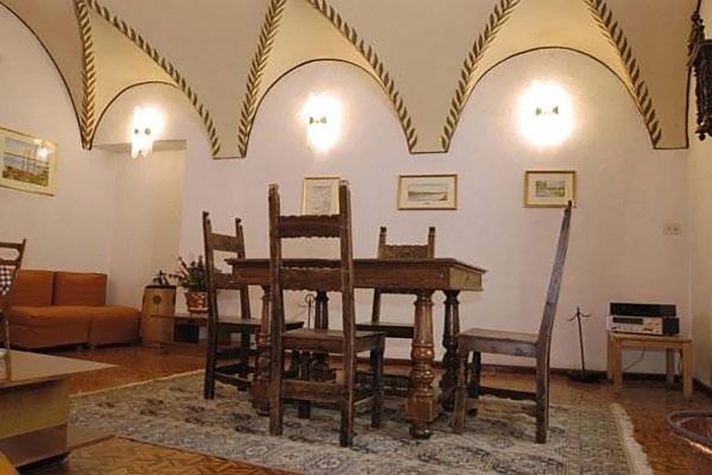 Gufo Hotel
